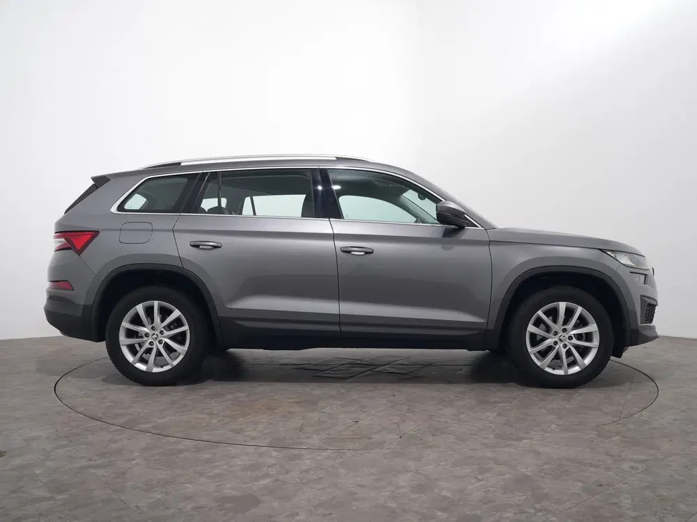 Skoda Kodiaq 1.5 TSI ACT 150PK BUSINESS EDITION 7 PERS uit 2023, foto 16