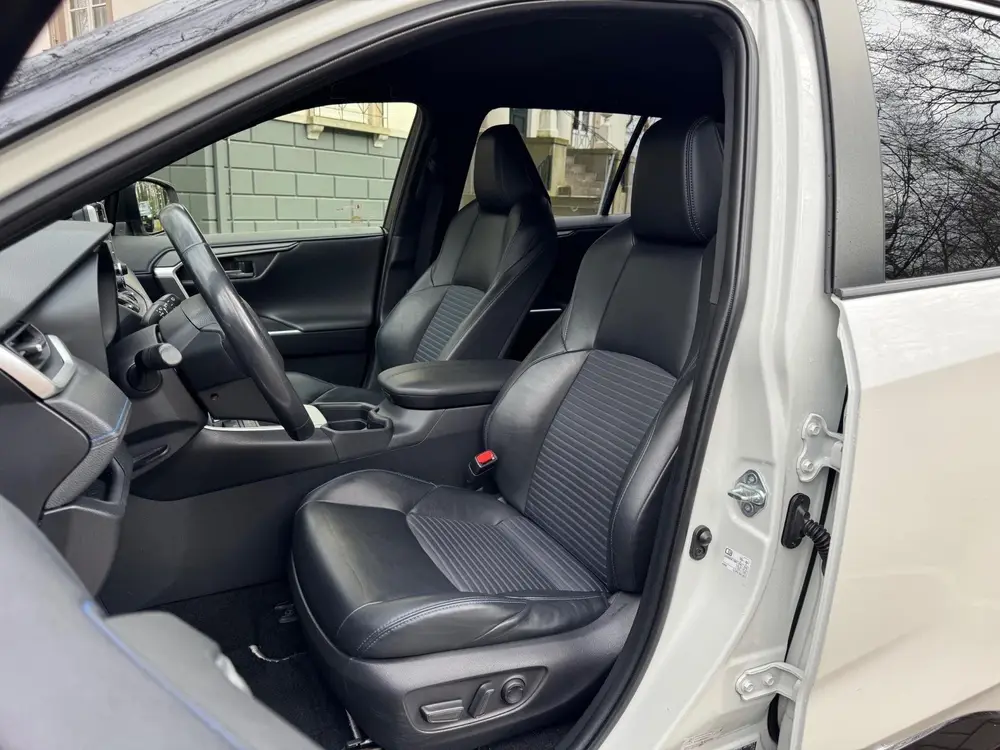 Toyota RAV4 2.5 Hybrid Style Automaat Navi Xenon Leder Camer uit 2019, foto 11