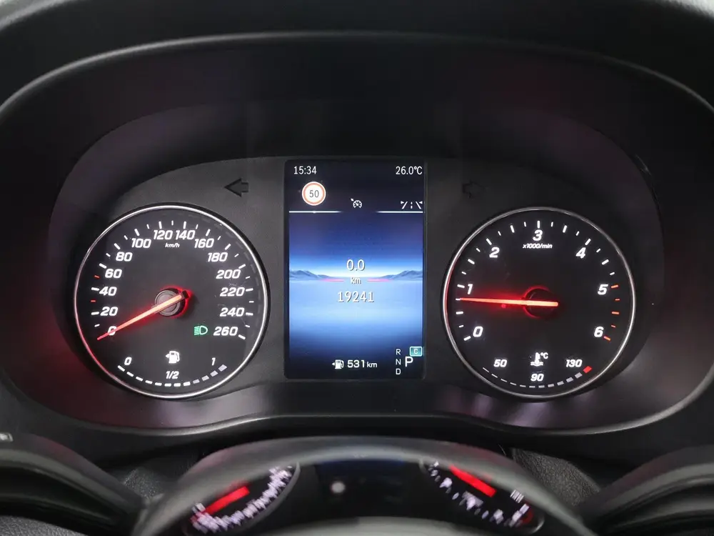 Mercedes-Benz Vito 116 CDI uit 2024, foto 11
