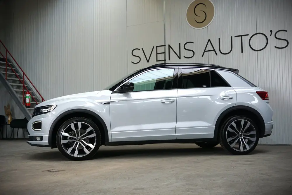 Volkswagen T-Roc 1.5 TSI 150pk R-Line Virtual|LED|Suzuka 19" uit 2021, foto 9