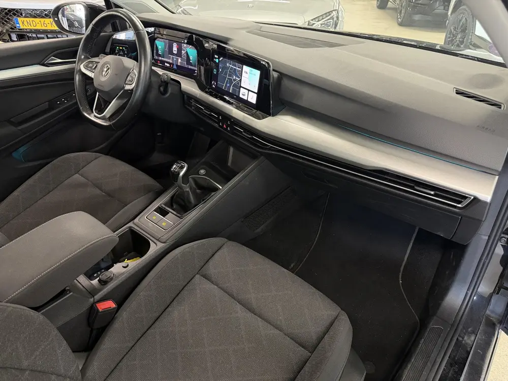 Volkswagen Golf 1.5 TSI Style | Pano | Navi | Winterpakket | uit 2020, foto 10
