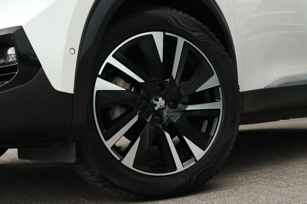 Peugeot 2008 EV GT Pack 50 kWh uit 2022, foto 5