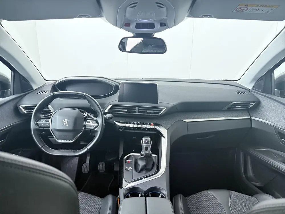 Peugeot 3008 1.2 PureTech Allure - Navigatie - Climate Contr uit 2019, foto 12