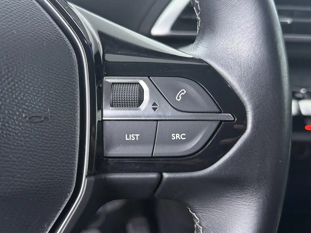 Peugeot 3008 1.2 PureTech Allure - Navigatie - Climate Contr uit 2019, foto 16