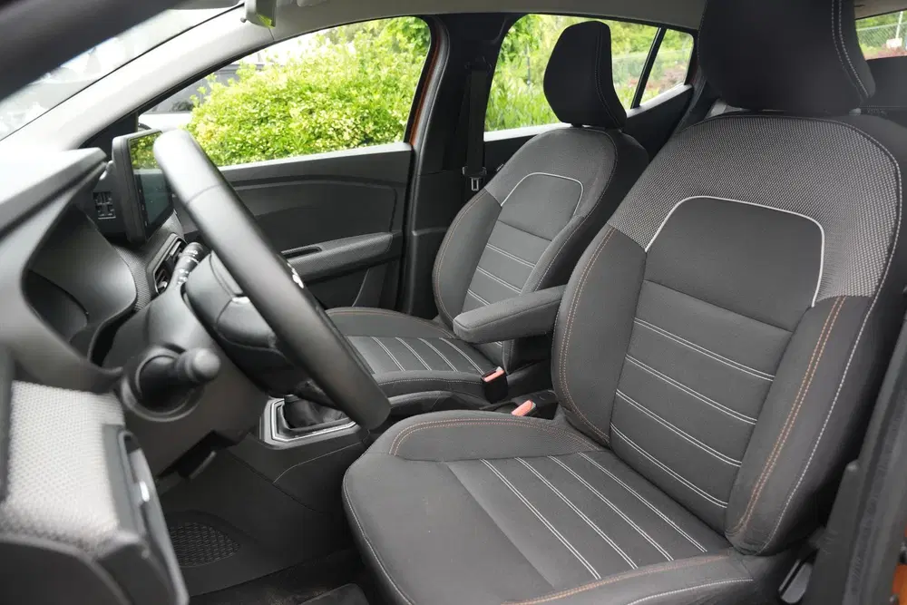 Dacia Sandero 1.0 TCe 90 Comfort uit 2024, foto 4