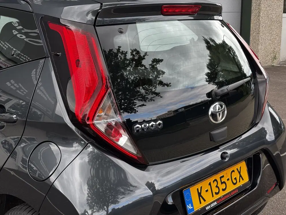 Toyota Aygo 1.0 VVT-i x-play Automaat Navi Carplay Cam uit 2021, foto 11