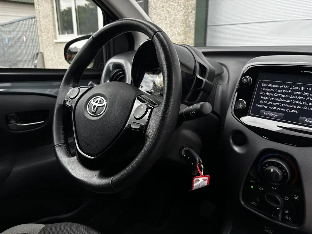 Toyota Aygo 1.0 VVT-i x-play Automaat Navi Carplay Cam uit 2021, foto 19