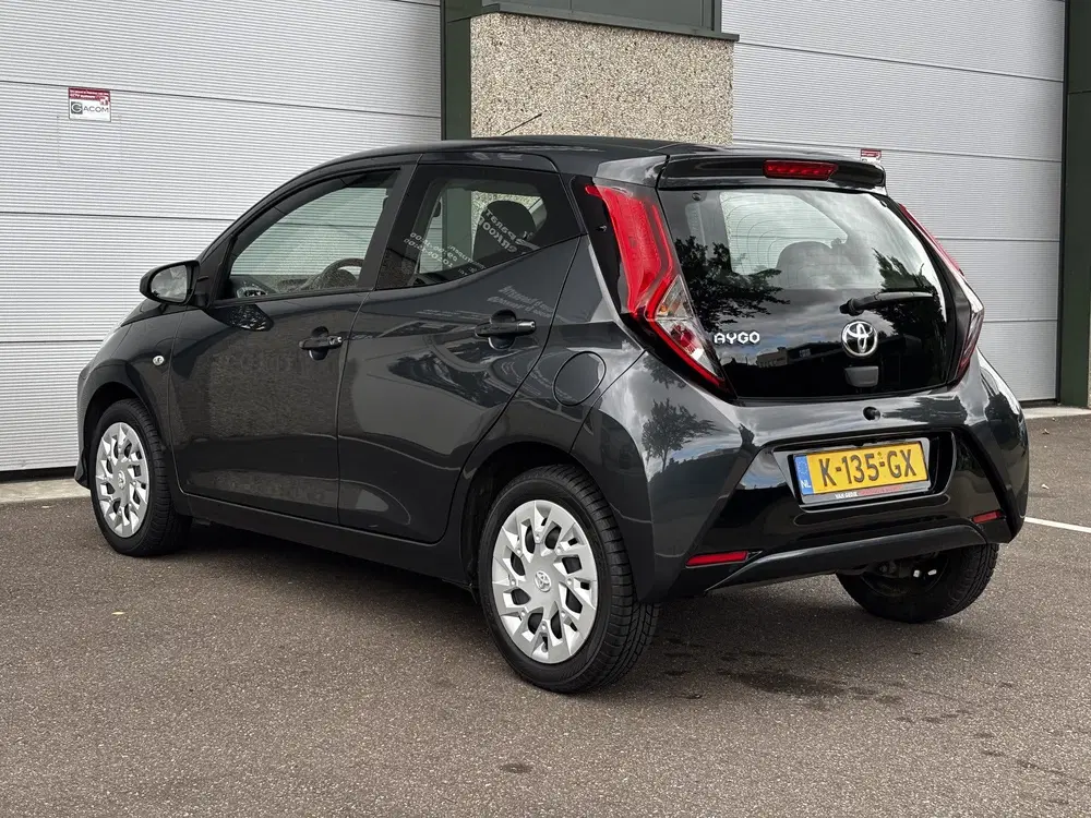 Toyota Aygo 1.0 VVT-i x-play Automaat Navi Carplay Cam uit 2021, foto 9