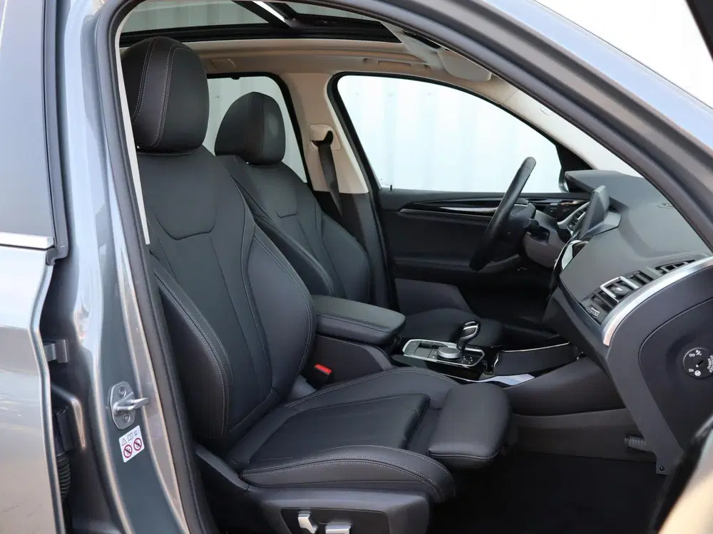 BMW X3 xDrive20i 184pk AUT High Executive uit 2023, foto 16