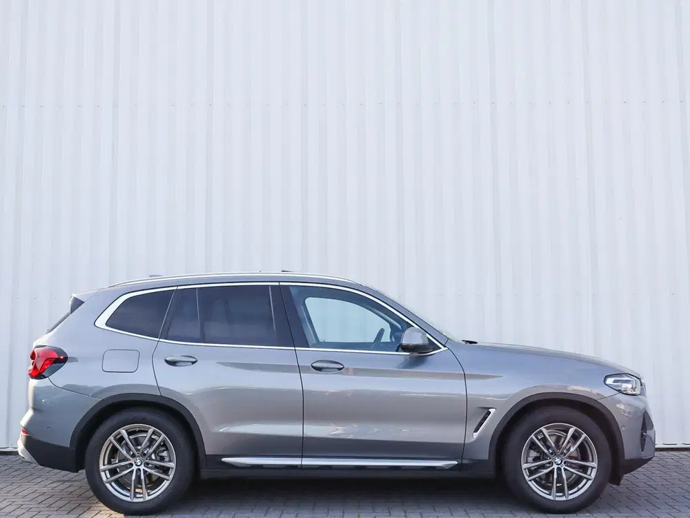 BMW X3 xDrive20i 184pk AUT High Executive uit 2023, foto 3