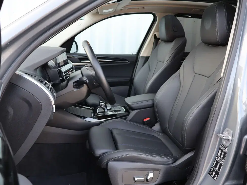 BMW X3 xDrive20i 184pk AUT High Executive uit 2023, foto 4
