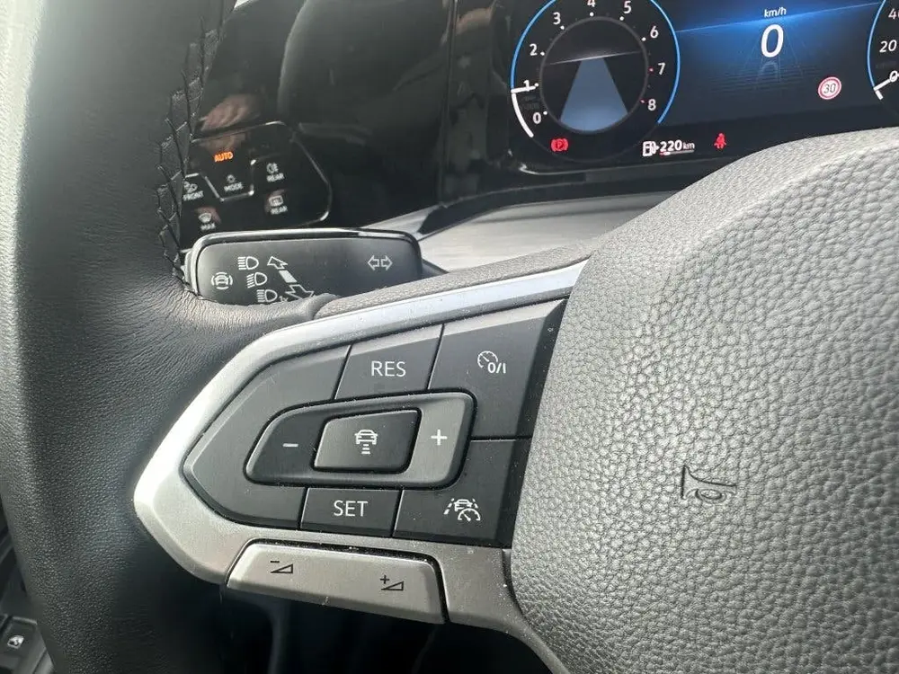 Volkswagen Golf VIII Lim. 1.5 Tsi Act Highline Massage Matri uit 2020, foto 11