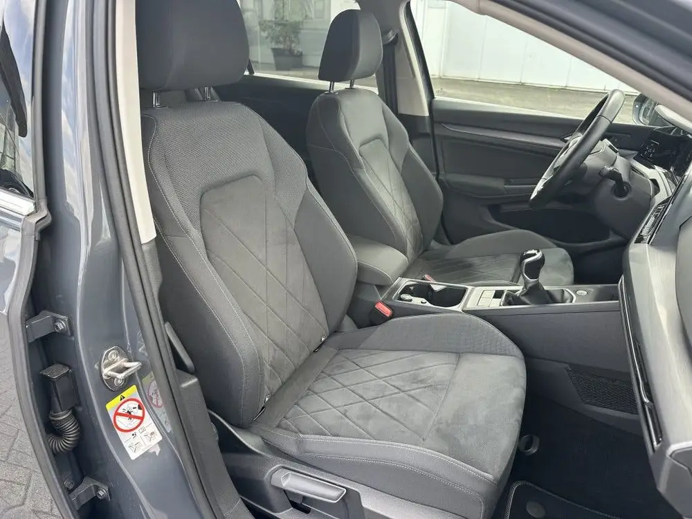 Volkswagen Golf VIII Lim. 1.5 Tsi Act Highline Massage Matri uit 2020, foto 20