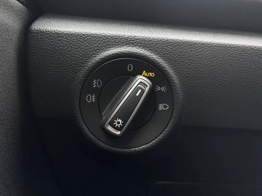 Volkswagen T-Roc Sport R-Line Black Style Carplay Cruise Sto uit 2021, foto 17