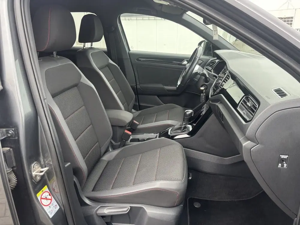 Volkswagen T-Roc Sport R-Line Black Style Carplay Cruise Sto uit 2021, foto 2