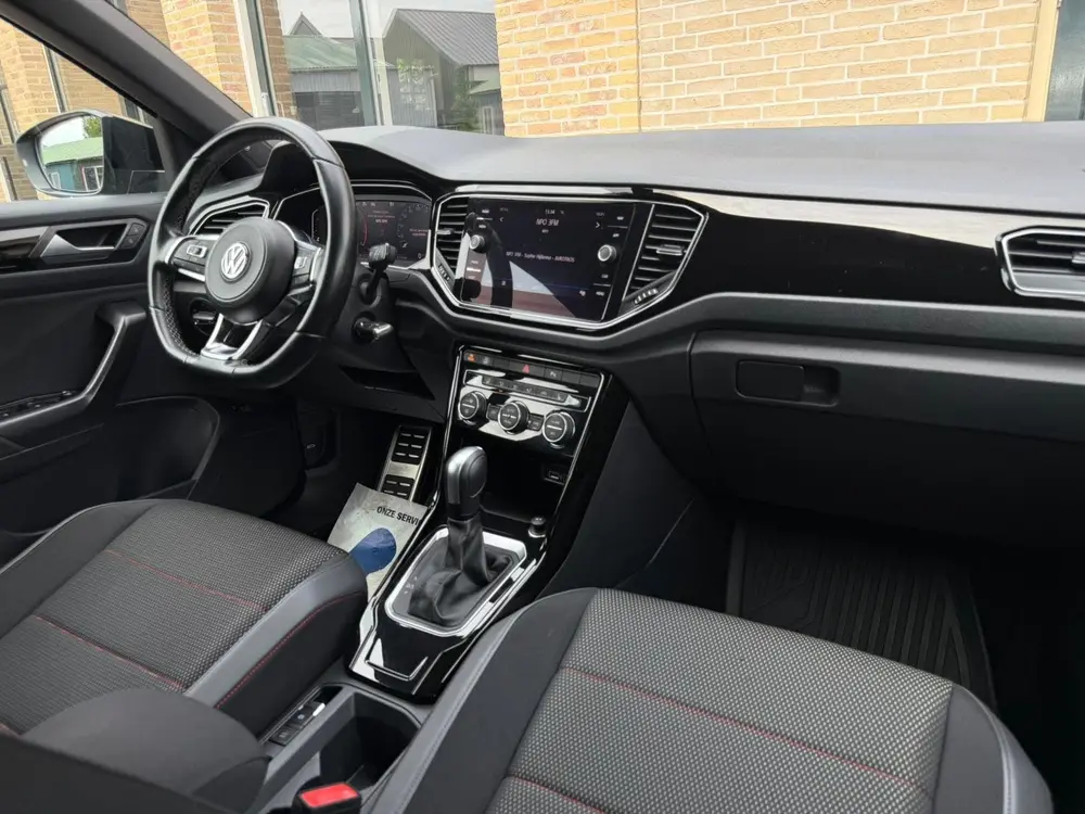 Volkswagen T-Roc 1.5 TSI DSG Sport R|PANO |CARPLAY|BEATS uit 2020, foto 15