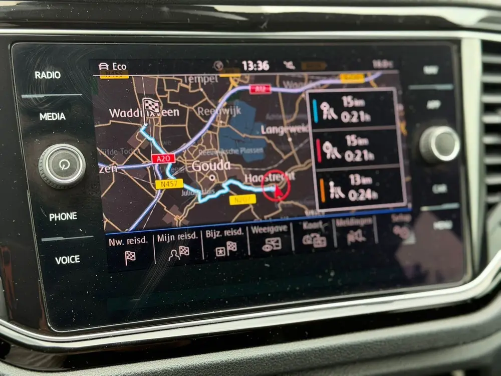 Volkswagen T-Roc 1.5 TSI DSG Sport R|PANO |CARPLAY|BEATS uit 2020, foto 20