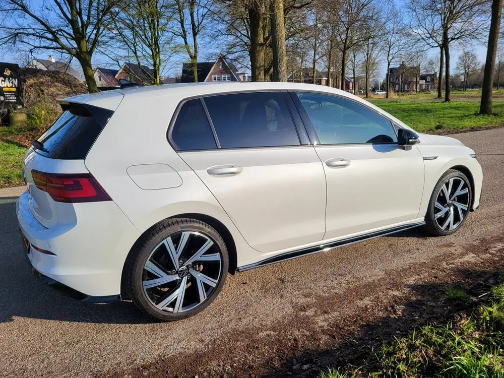 Volkswagen Golf 8 1.5 TSI R-Line 150 PK  Full Options! uit 2021, foto 2
