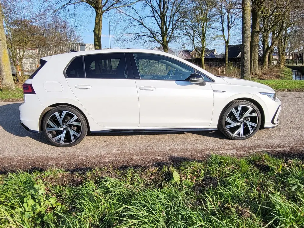 Volkswagen Golf 8 1.5 TSI R-Line 150 PK  Full Options! uit 2021, foto 3