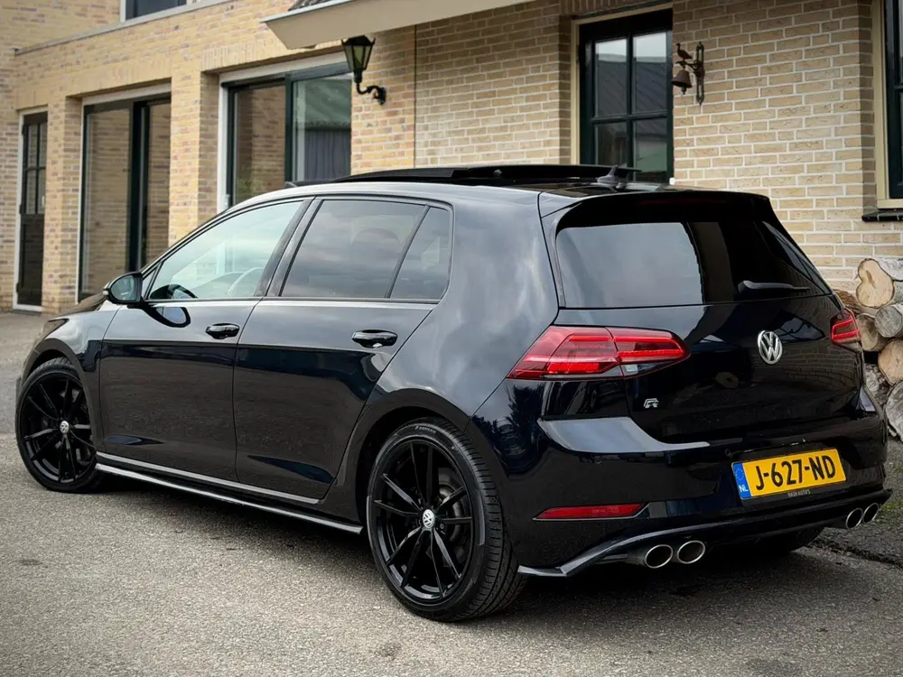 Volkswagen Golf 7.5 2.0 TSI 4Motion R|PANO|KEYLESS|VIRTUAL uit 2019, foto 4