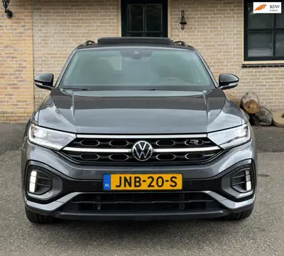 Volkswagen T-ROC 1.5 TSI DSG R-Line | PANO | ACC |NAVI |LED uit 2022