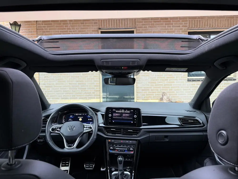 Volkswagen T-ROC 1.5 TSI DSG R-Line | PANO | ACC |NAVI |LED uit 2022, foto 12