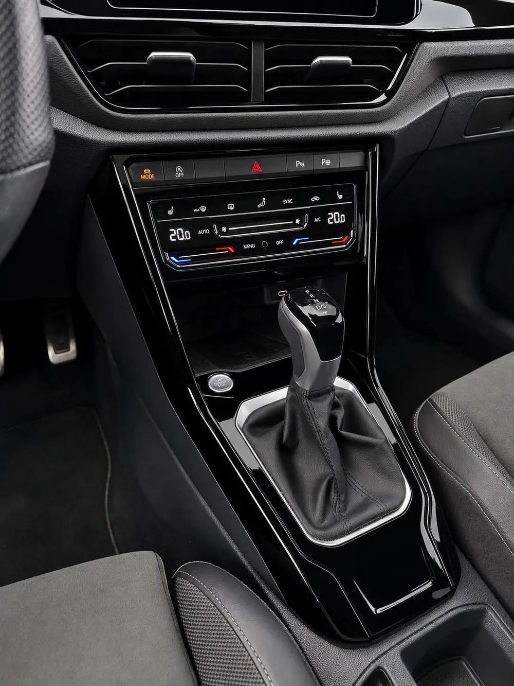Volkswagen T-ROC 1.5 TSI DSG R-Line | PANO | ACC |NAVI |LED uit 2022, foto 15