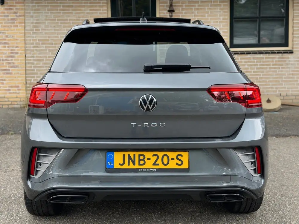 Volkswagen T-ROC 1.5 TSI DSG R-Line | PANO | ACC |NAVI |LED uit 2022, foto 2