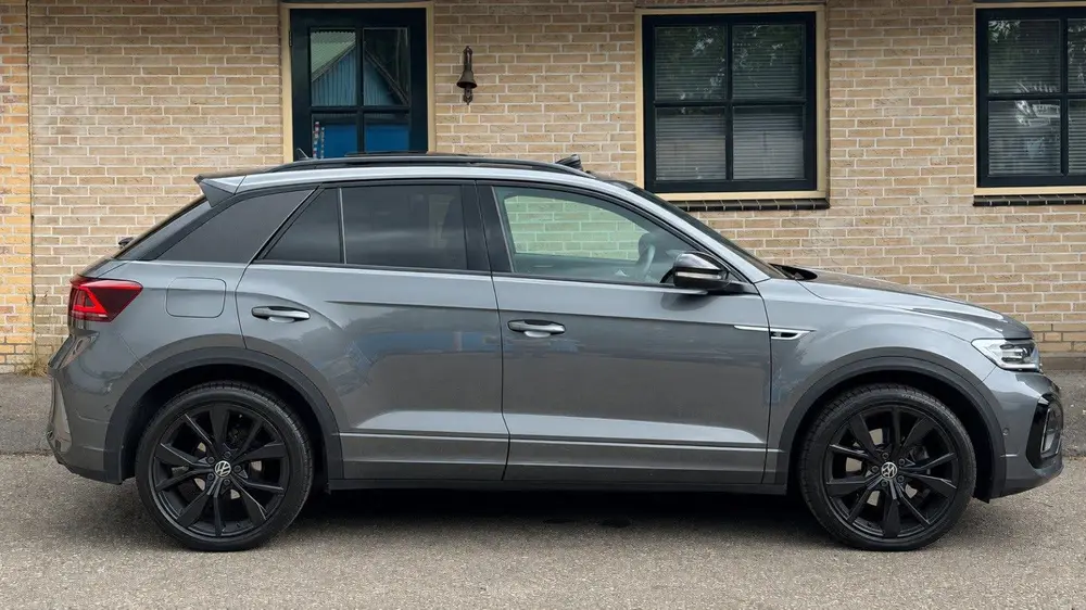 Volkswagen T-ROC 1.5 TSI DSG R-Line | PANO | ACC |NAVI |LED uit 2022, foto 3