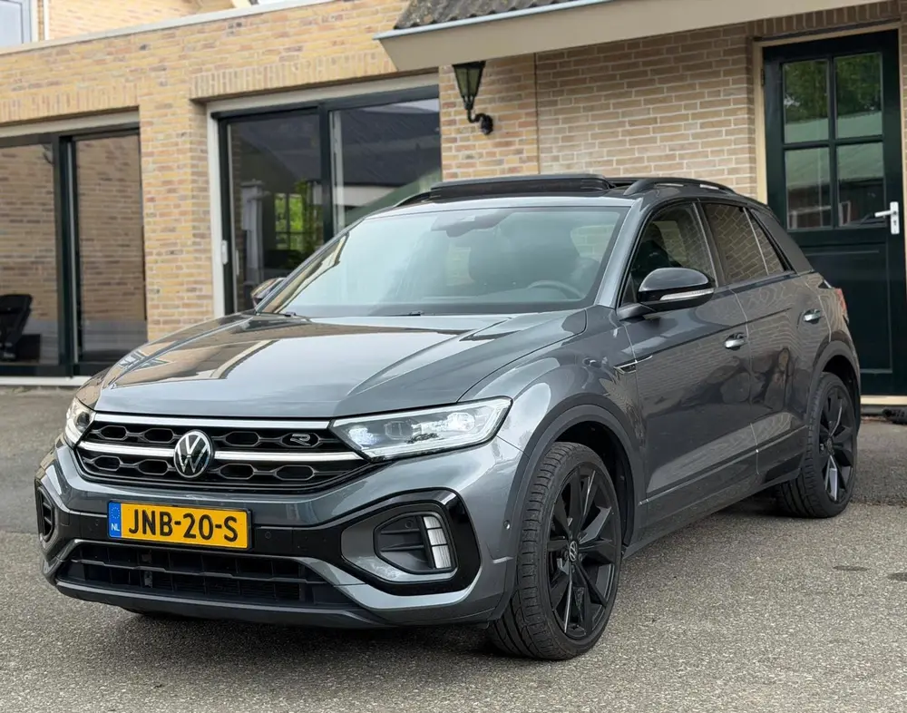 Volkswagen T-ROC 1.5 TSI DSG R-Line | PANO | ACC |NAVI |LED uit 2022, foto 6