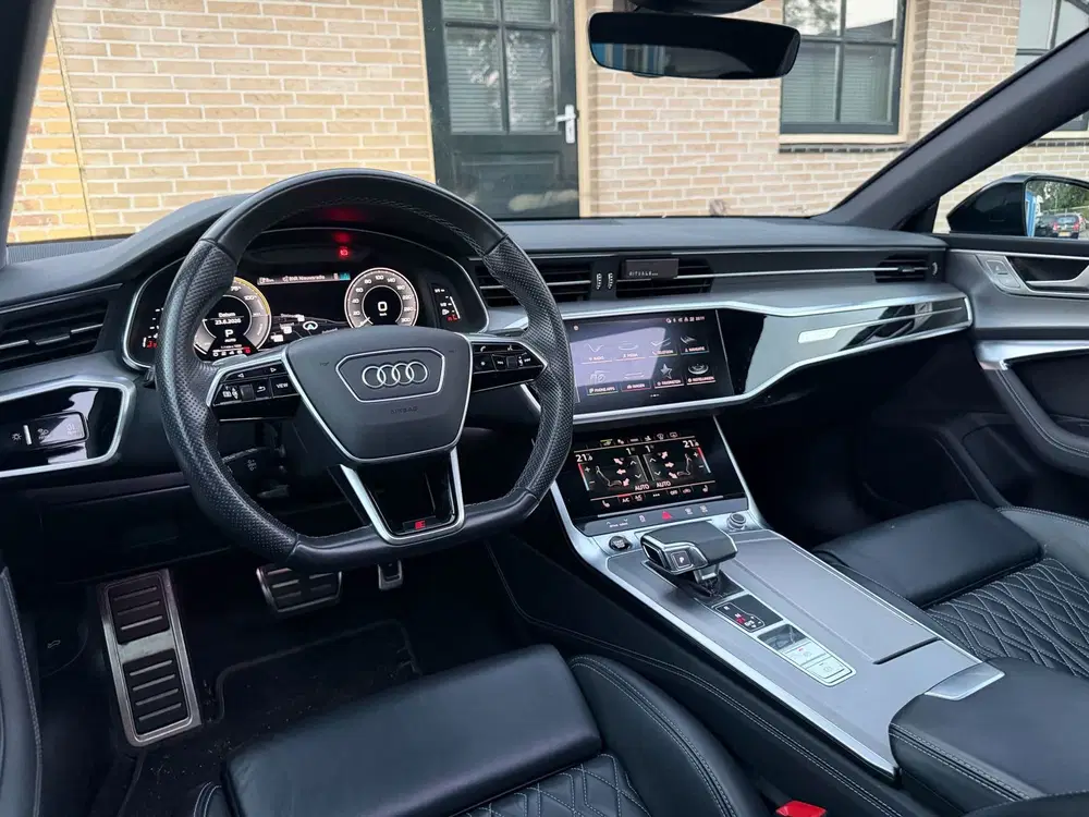 Audi A7 55 TFSI e quattro Competition uit 2021, foto 15