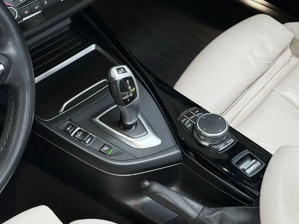 BMW 2-serie 218i High Executive M PAKKET uit 2019, foto 12