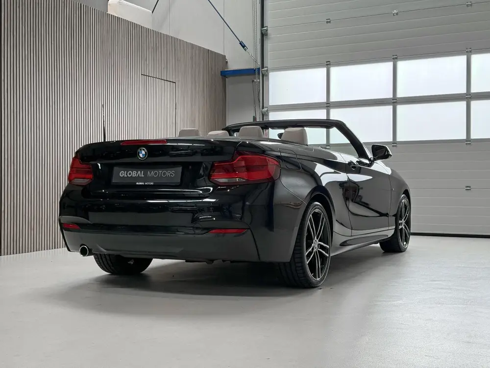 BMW 2-serie 218i High Executive M PAKKET uit 2019, foto 2