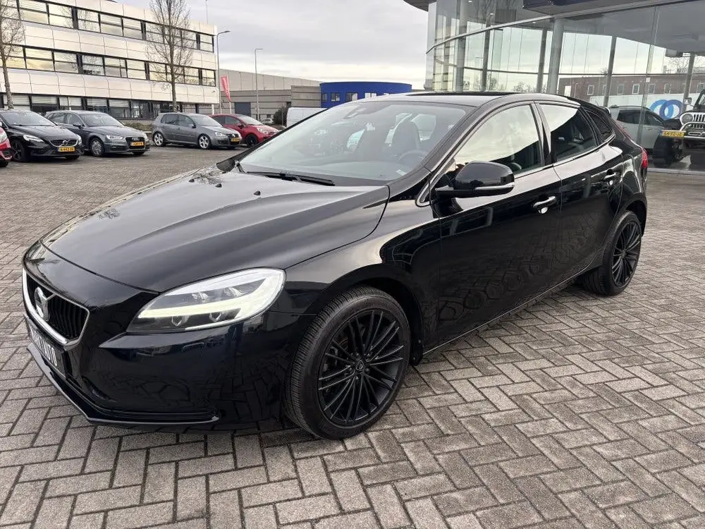 Volvo V40 1.5 T3 Dynamic Edition Navi Led Cruise Stoelverwar uit 2019, foto 7