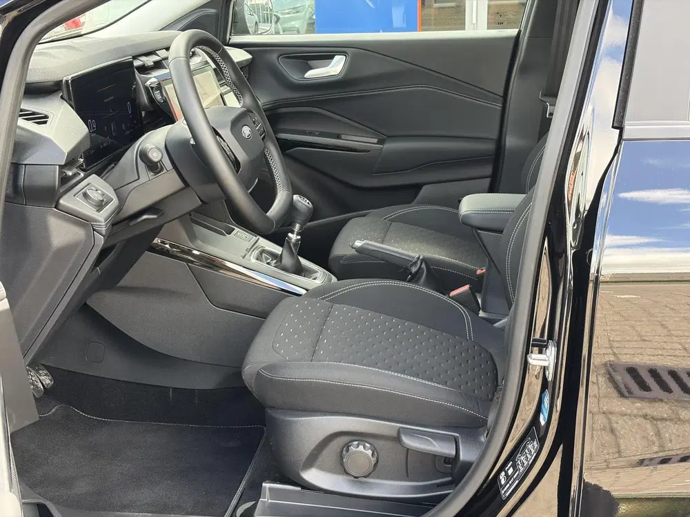 Ford Puma 1.0 EcoBoost Hybrid Titanium 125pk uit 2025, foto 11