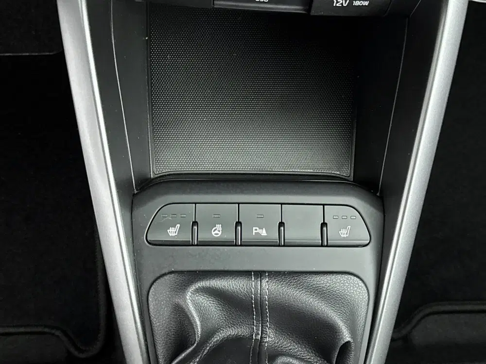 Kia Stonic uit 2022, foto 17