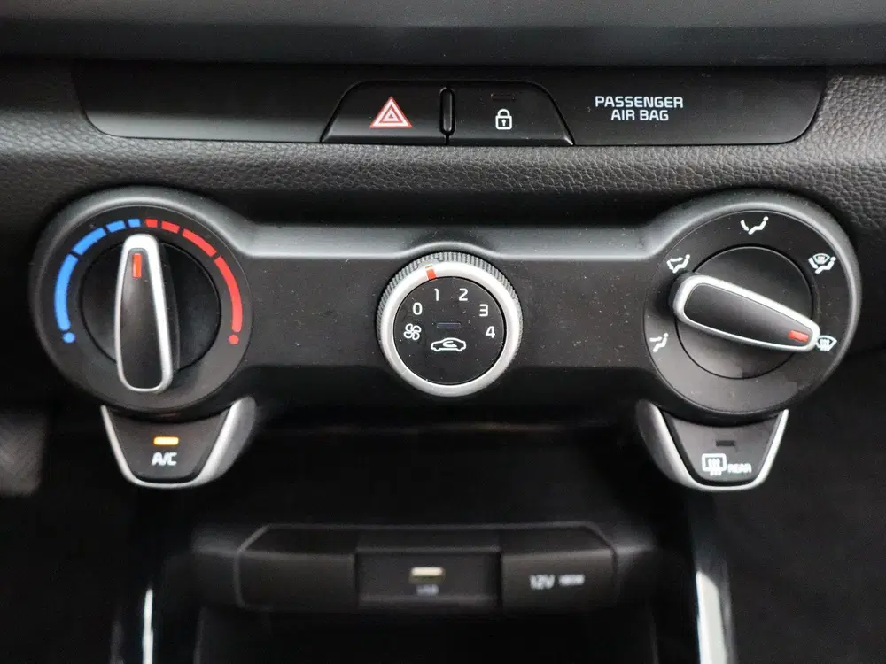 Kia Rio 1.0 T-GDi MHEV DynamicLine uit 2023, foto 20