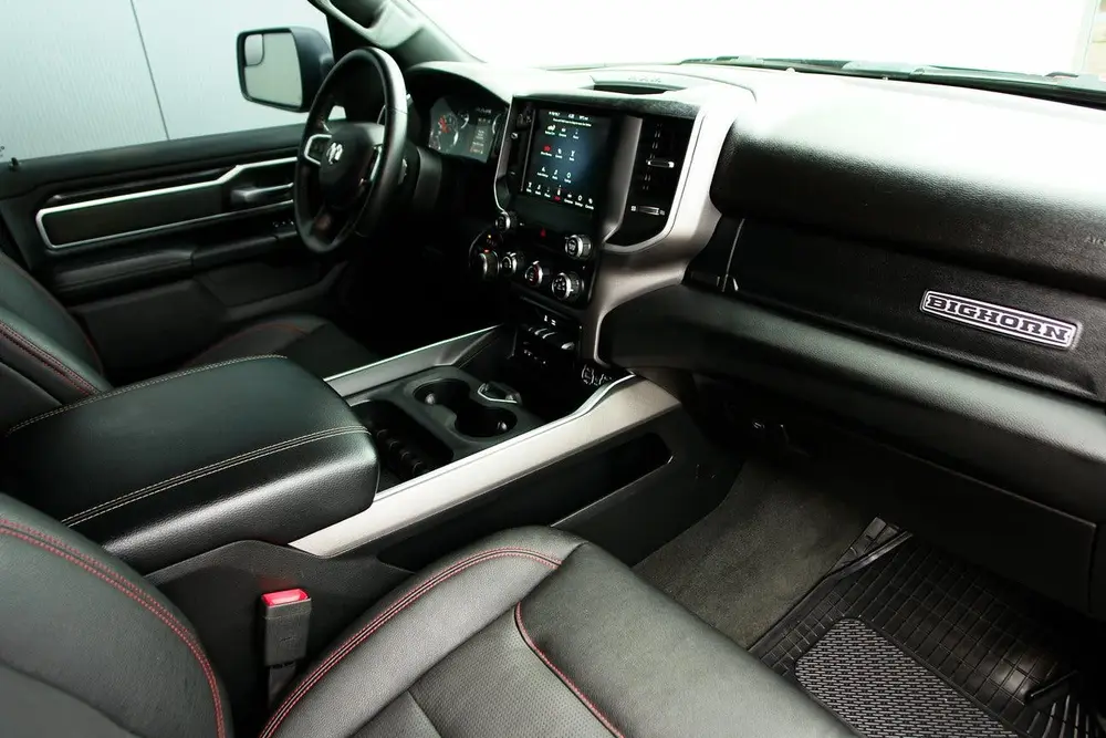 Dodge Ram 1500 RAM 1500 5.7 V8 Black Edition (bj 2019) uit 2019, foto 18