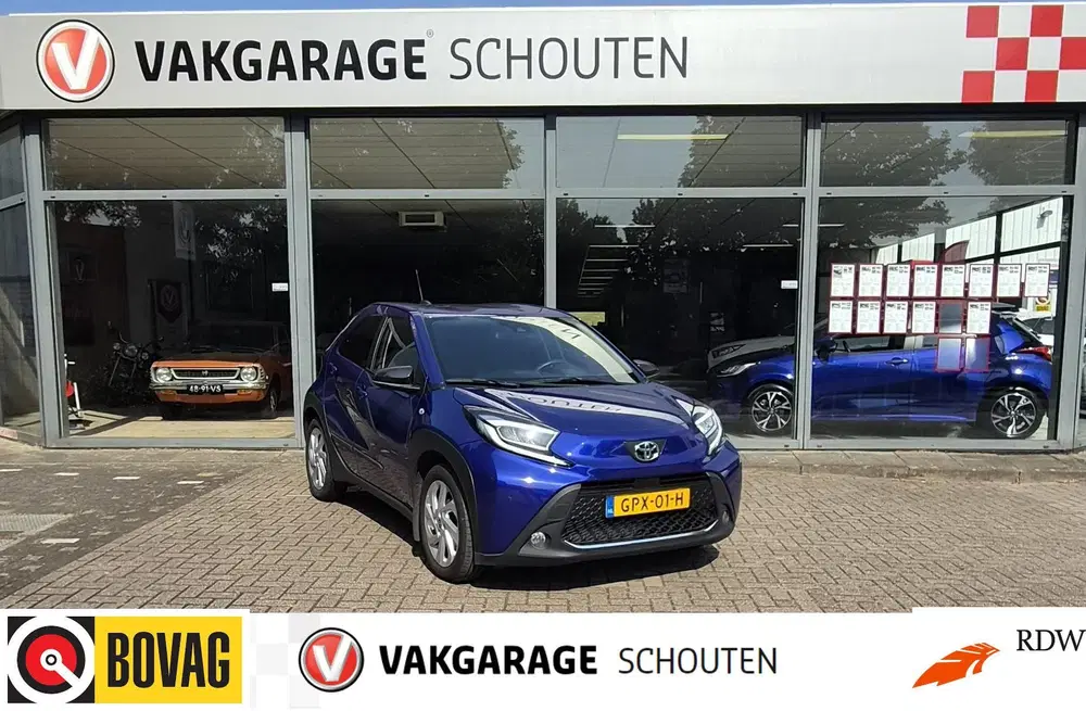 Toyota Aygo X 1.0 VVT-i MT first uit 2023