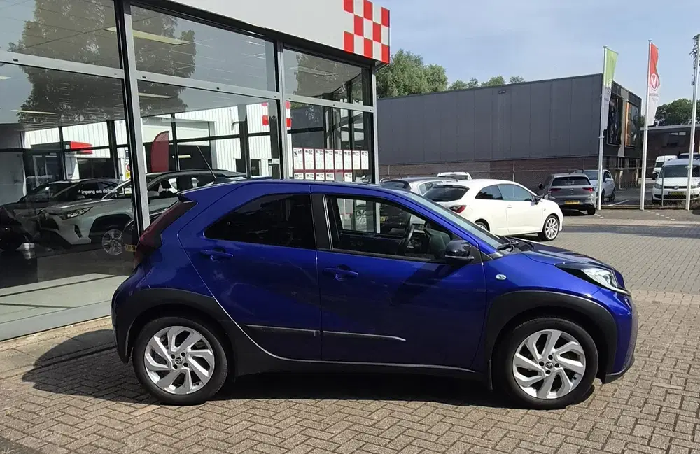 Toyota Aygo X 1.0 VVT-i MT first uit 2023, foto 2
