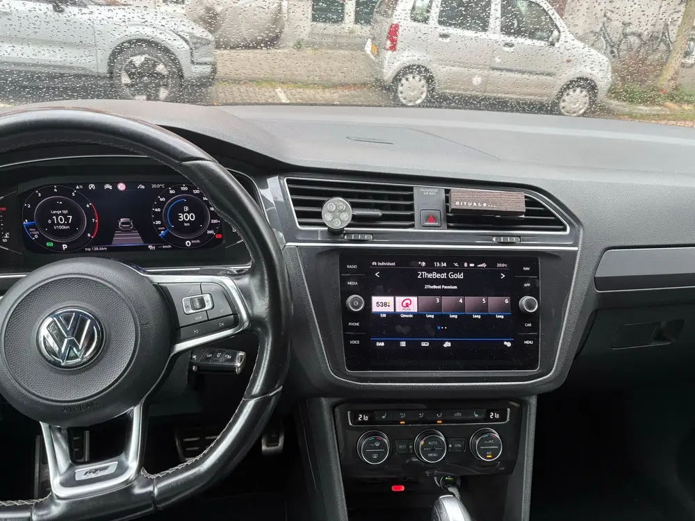 Volkswagen Tiguan 1.5 TSI ACT 150pk DSG 2019 Zwart uit 2019, foto 7