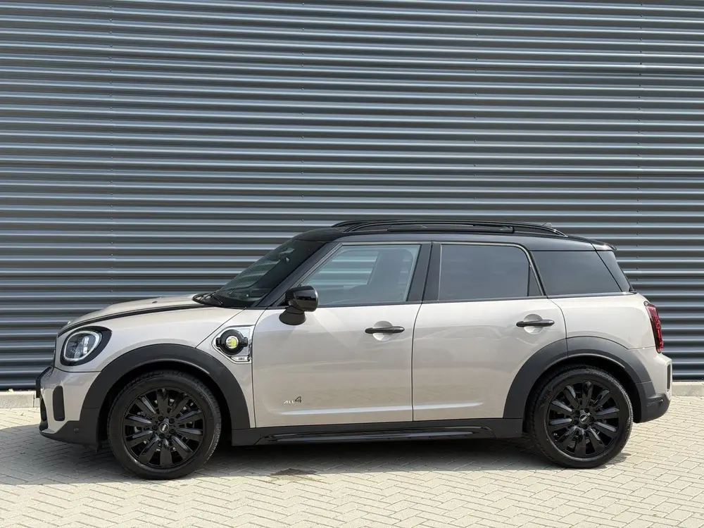 Mini Countryman 1.5 Cooper SE ALL4 Pano uit 2022, foto 3