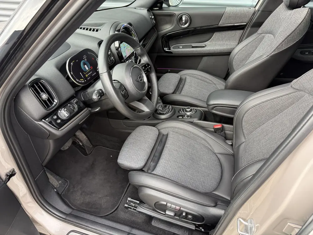 Mini Countryman 1.5 Cooper SE ALL4 Pano uit 2022, foto 6