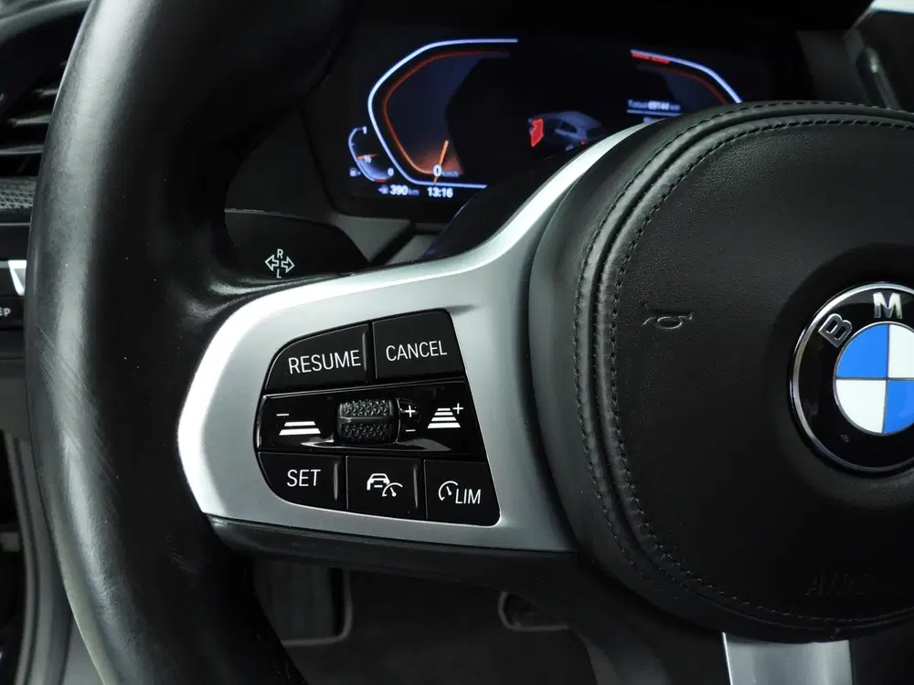 BMW 1-serie 5-deurs 118i uit 2021, foto 13