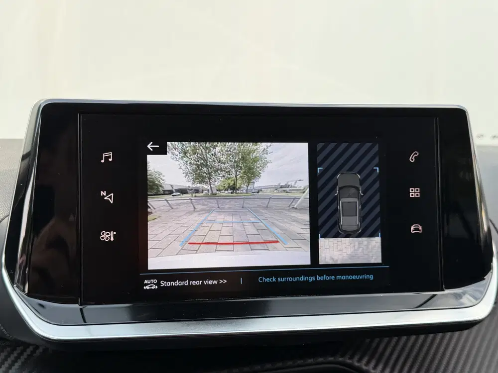 Peugeot 2008 BWJ 2022 uit 2022, foto 13