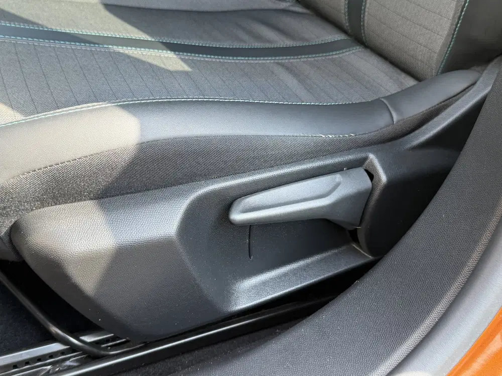 Peugeot 2008 BWJ 2022 uit 2022, foto 5