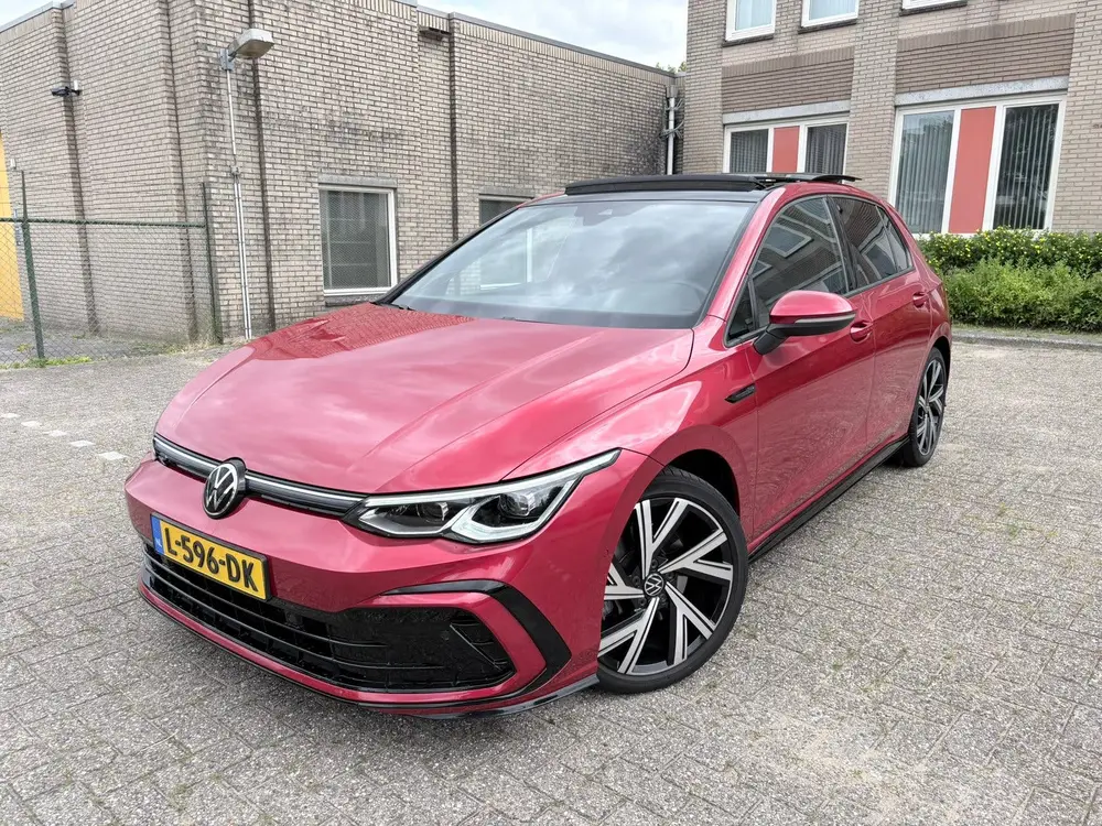 Volkswagen Golf 1.5 Etsi  3x R-line 150pk 7-DSG  2021 Pano uit 2021