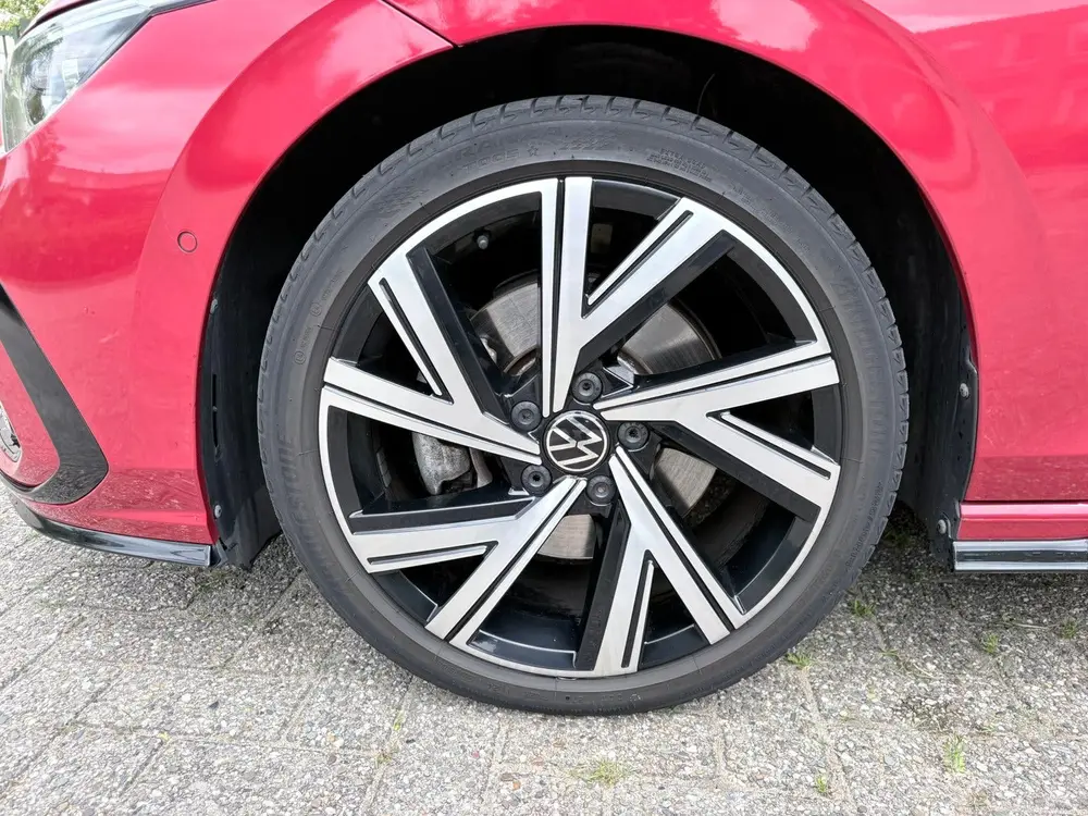 Volkswagen Golf 1.5 Etsi  3x R-line 150pk 7-DSG  2021 Pano uit 2021, foto 10