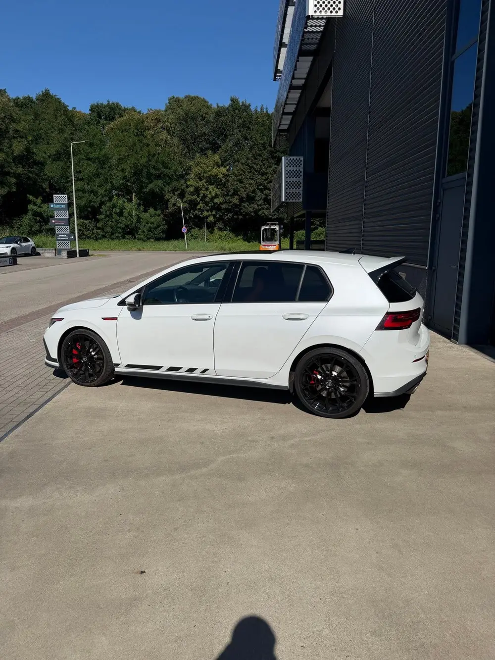 Volkswagen Golf 2.0 TSI OPF 221KW Dsg7 2021 Wit, HUD/H&K/IQ uit 2021, foto 4
