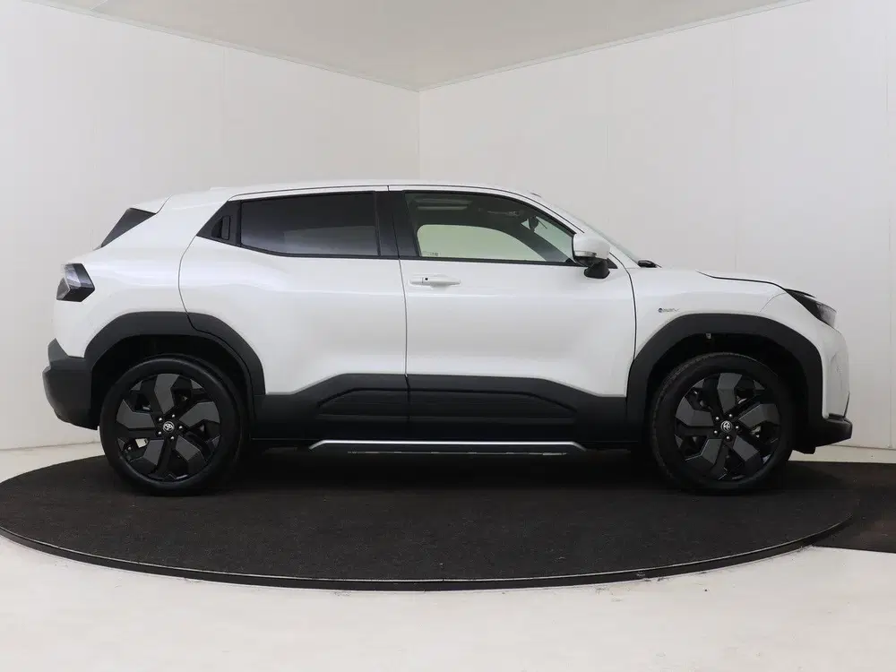 Toyota Urban Cruiser Executive 61 kWh (bj 2026 uit 2026, foto 14